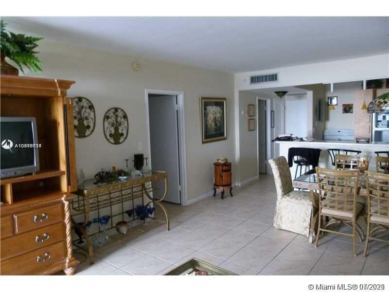 Photo of 3725 Ocean Dr #917, Hollywood, Florida, 33019 -