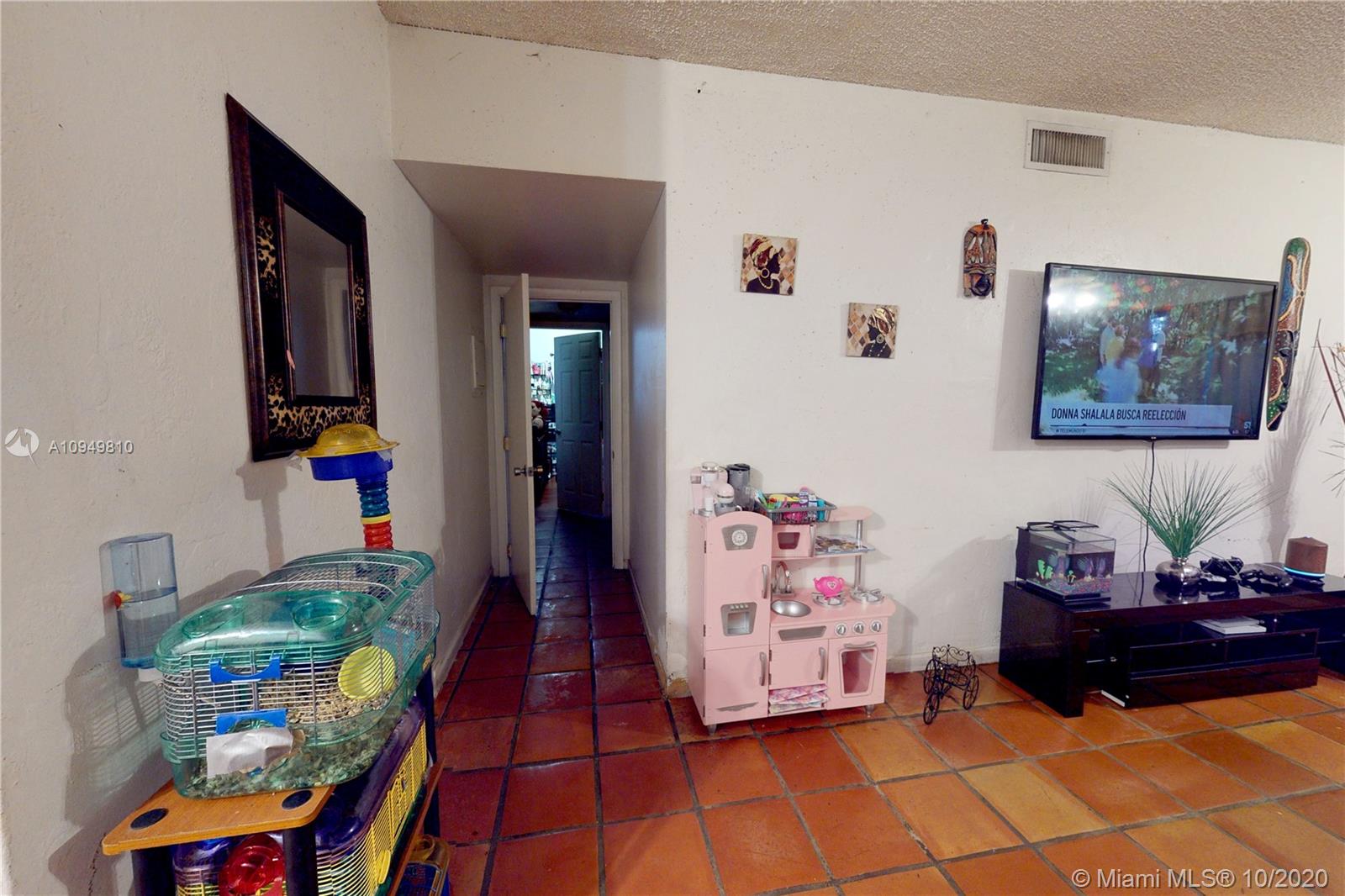 See details / 2588 sq. ft. $ 2020-10-29 0 Photo