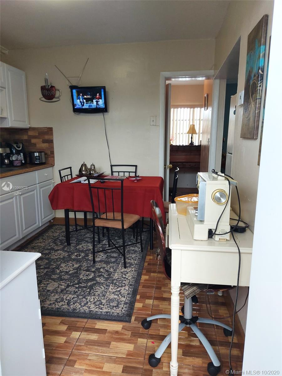 See details / 1438 sq. ft. $ 2020-12-02 0 Photo