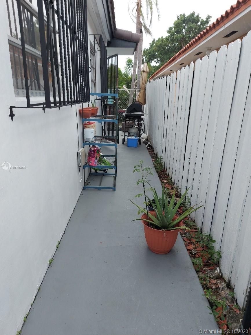 See details / 1438 sq. ft. $ 2020-12-02 0 Photo