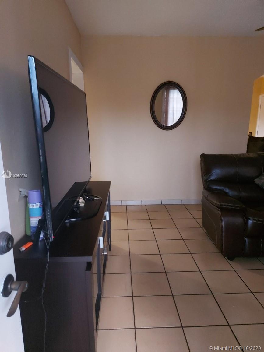 See details / 1438 sq. ft. $ 2020-12-02 0 Photo