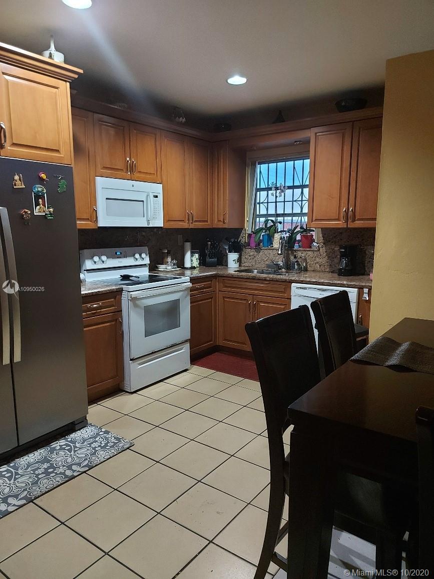 See details / 1438 sq. ft. $ 2020-12-02 0 Photo