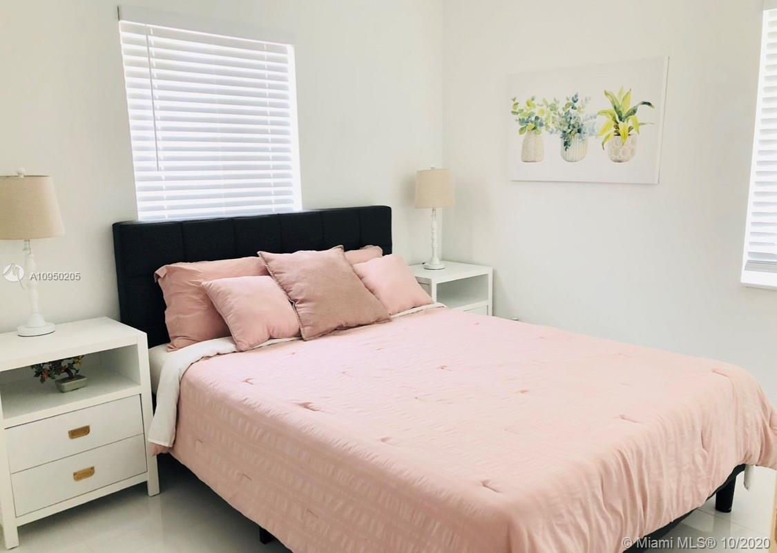 See details / 1536 sq. ft. $ 2020-10-29 0 Photo