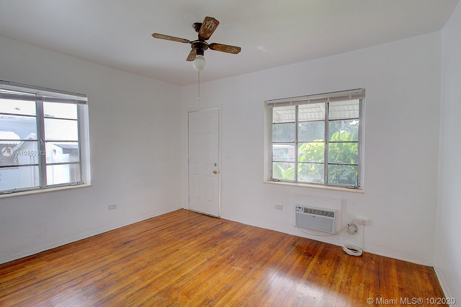 See details / sq. ft. $ 2020-10-29 0 Photo