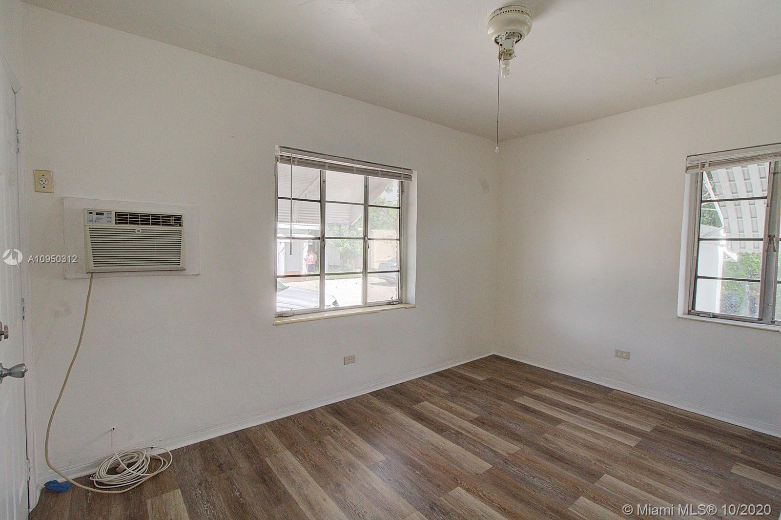 See details / sq. ft. $ 2020-10-29 0 Photo