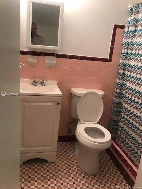 See details / sq. ft. $ 2020-10-29 0 Photo