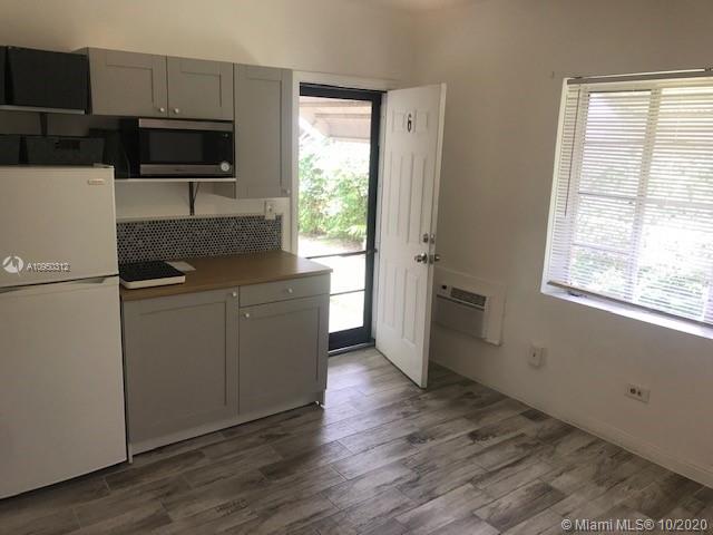 See details / sq. ft. $ 2020-10-29 0 Photo