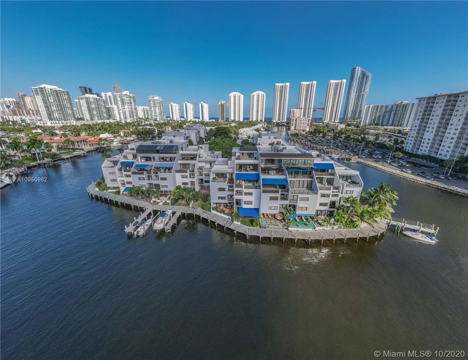 Poinciana Island Yacht & Racquet Club
