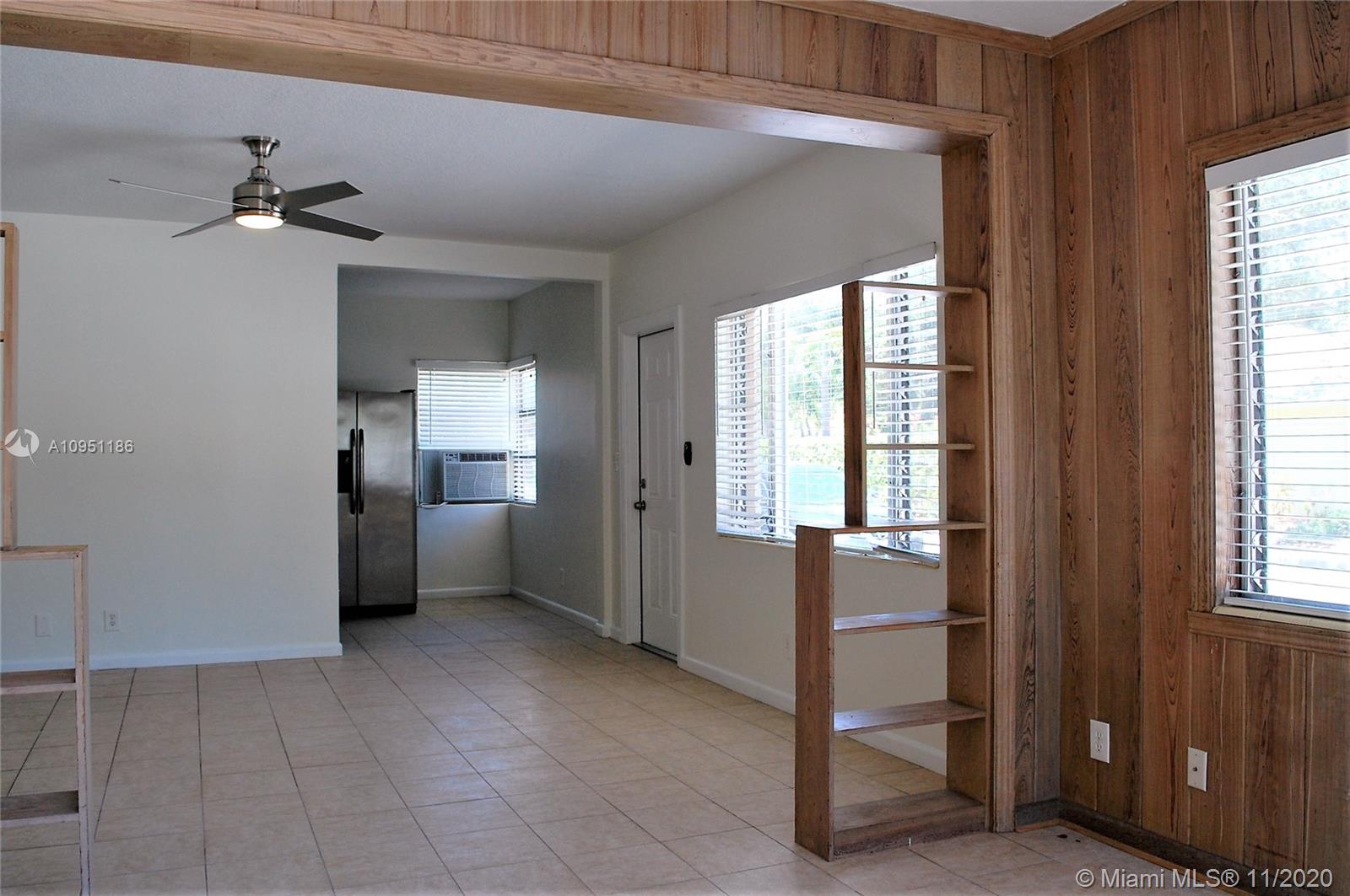 See details / 2074 sq. ft. $ 2020-11-01 0 Photo