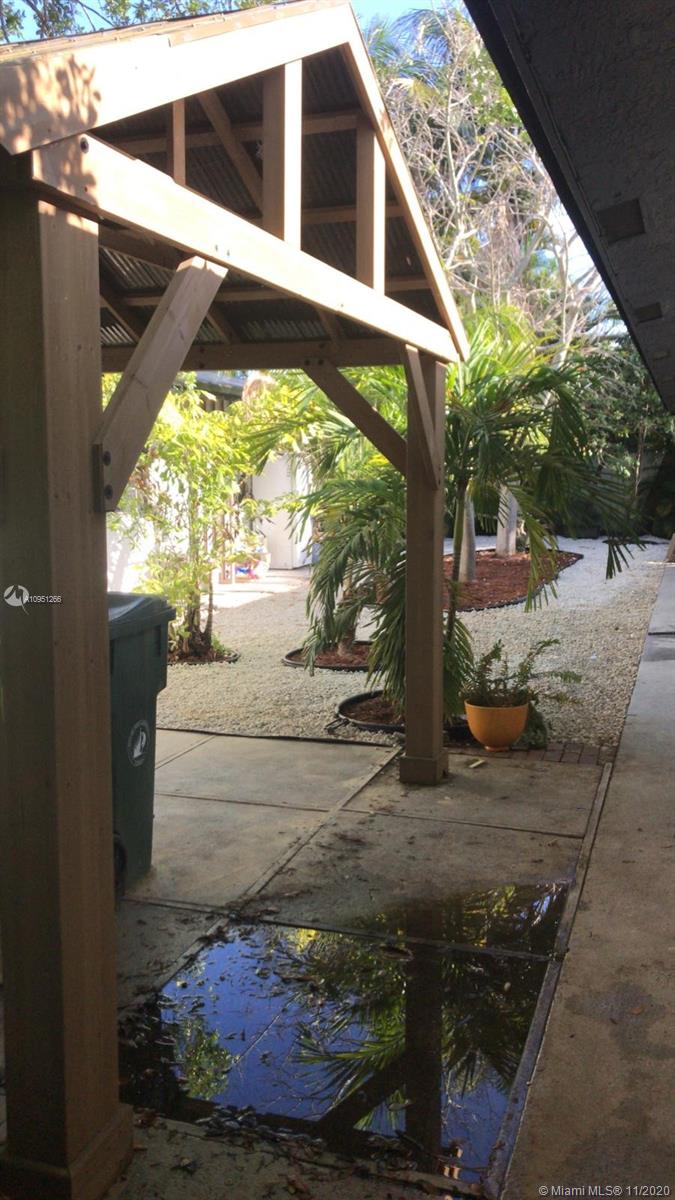See details / 1906 sq. ft. $ 2020-11-01 0 Photo