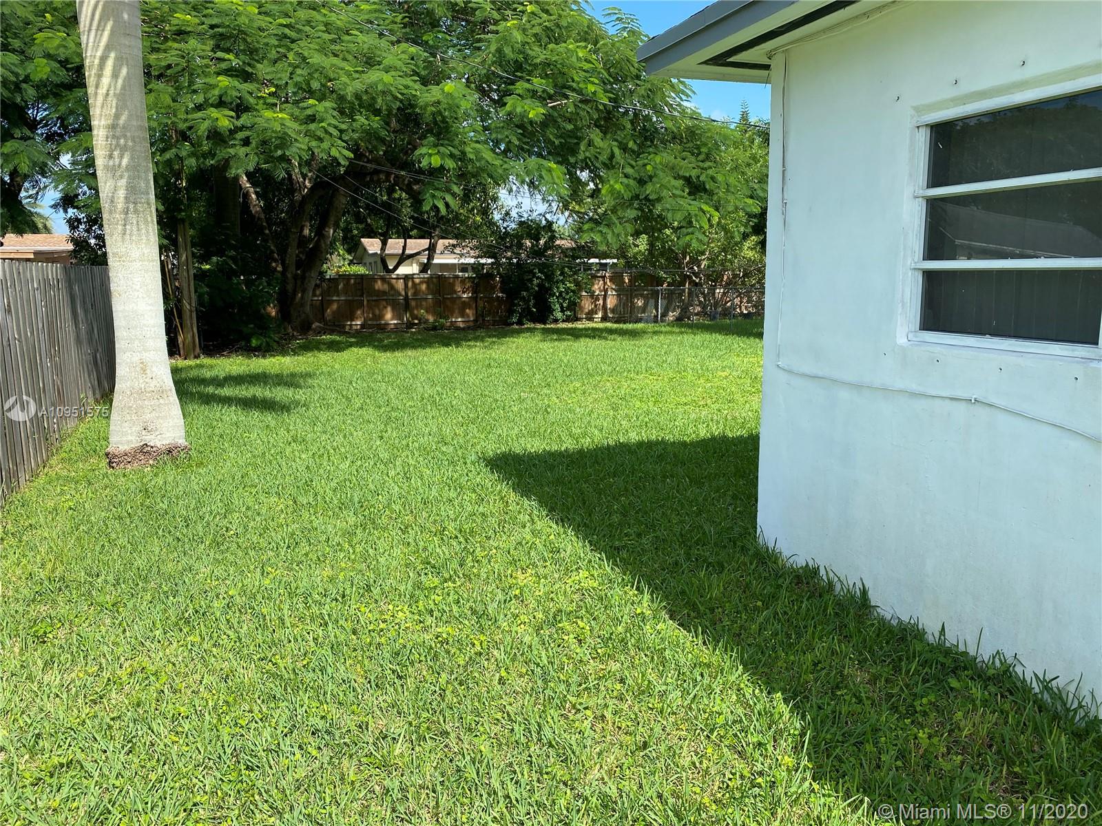 See details / 1724 sq. ft. $ 2020-12-08 0 Photo