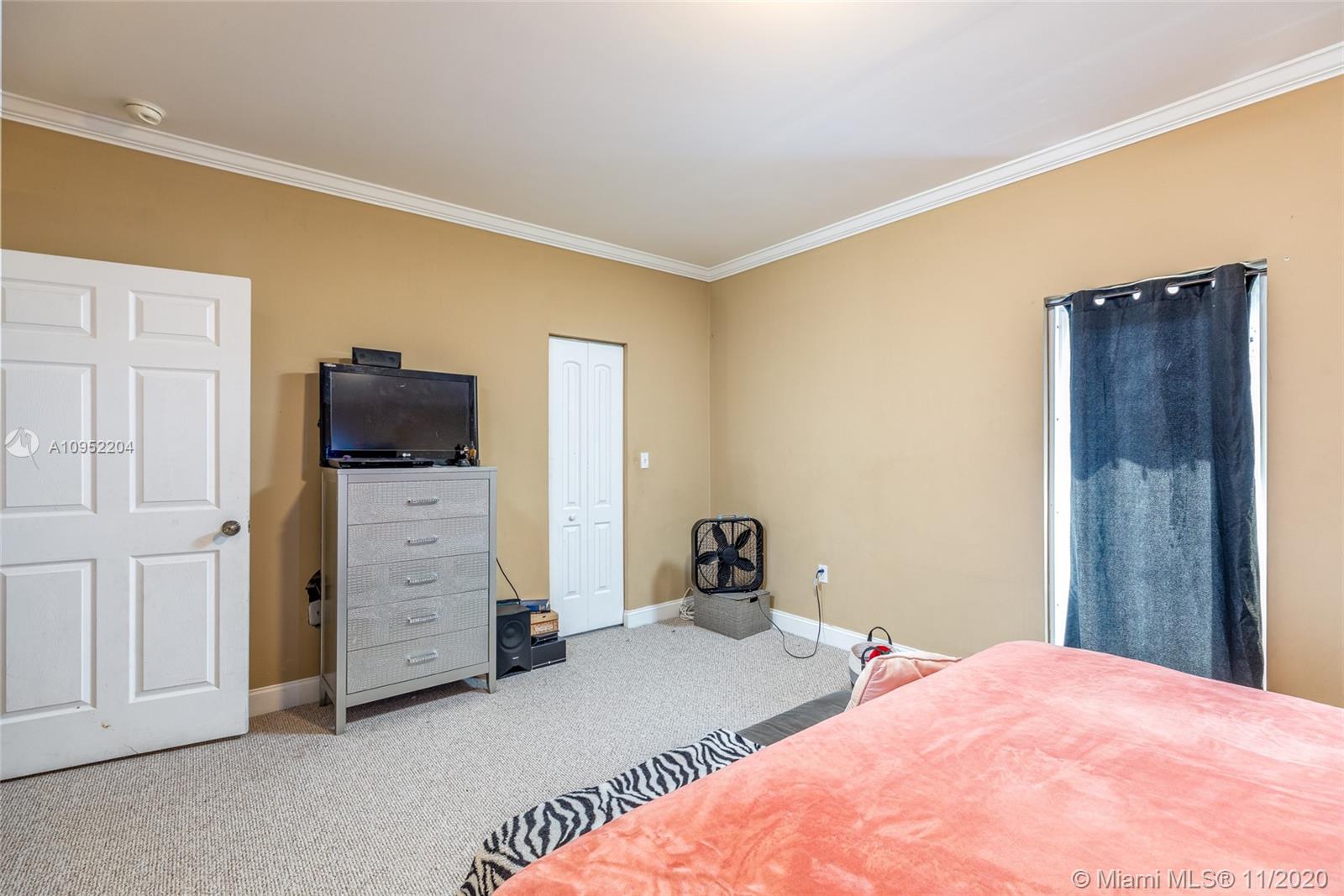 See details / 3460 sq. ft. $ 2020-11-03 0 Photo