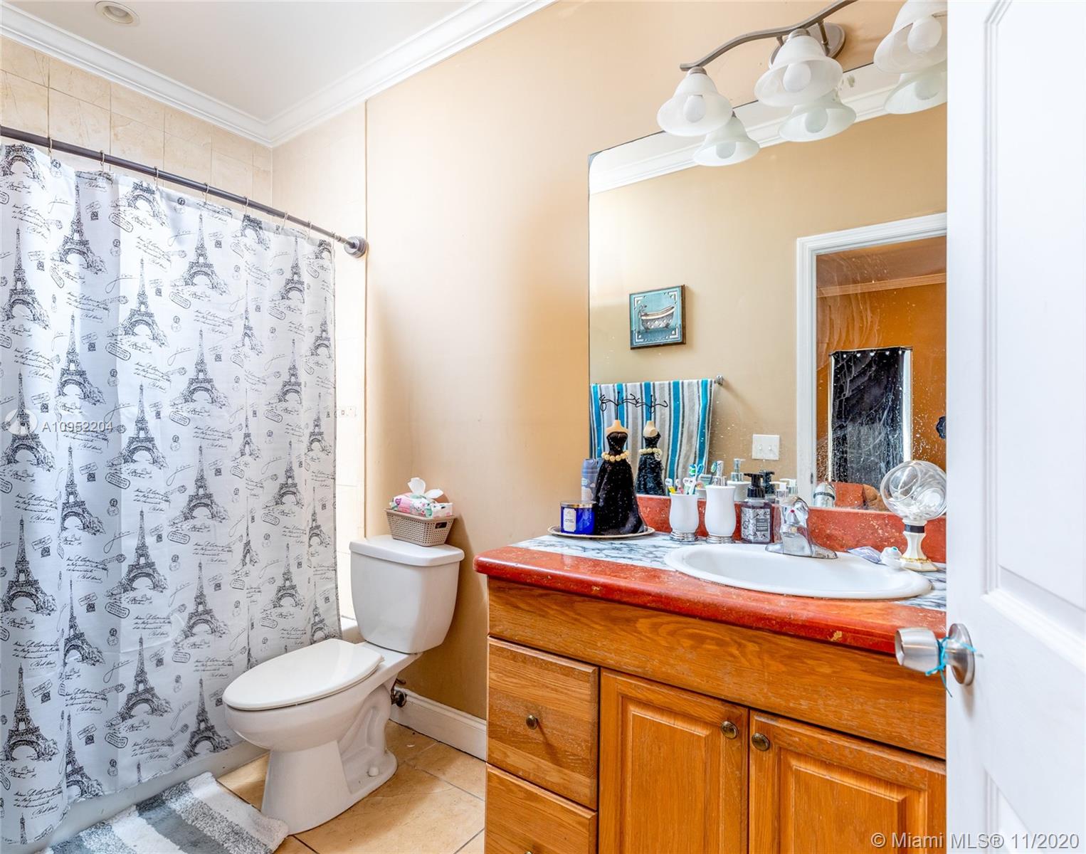 See details / 3460 sq. ft. $ 2020-11-03 0 Photo