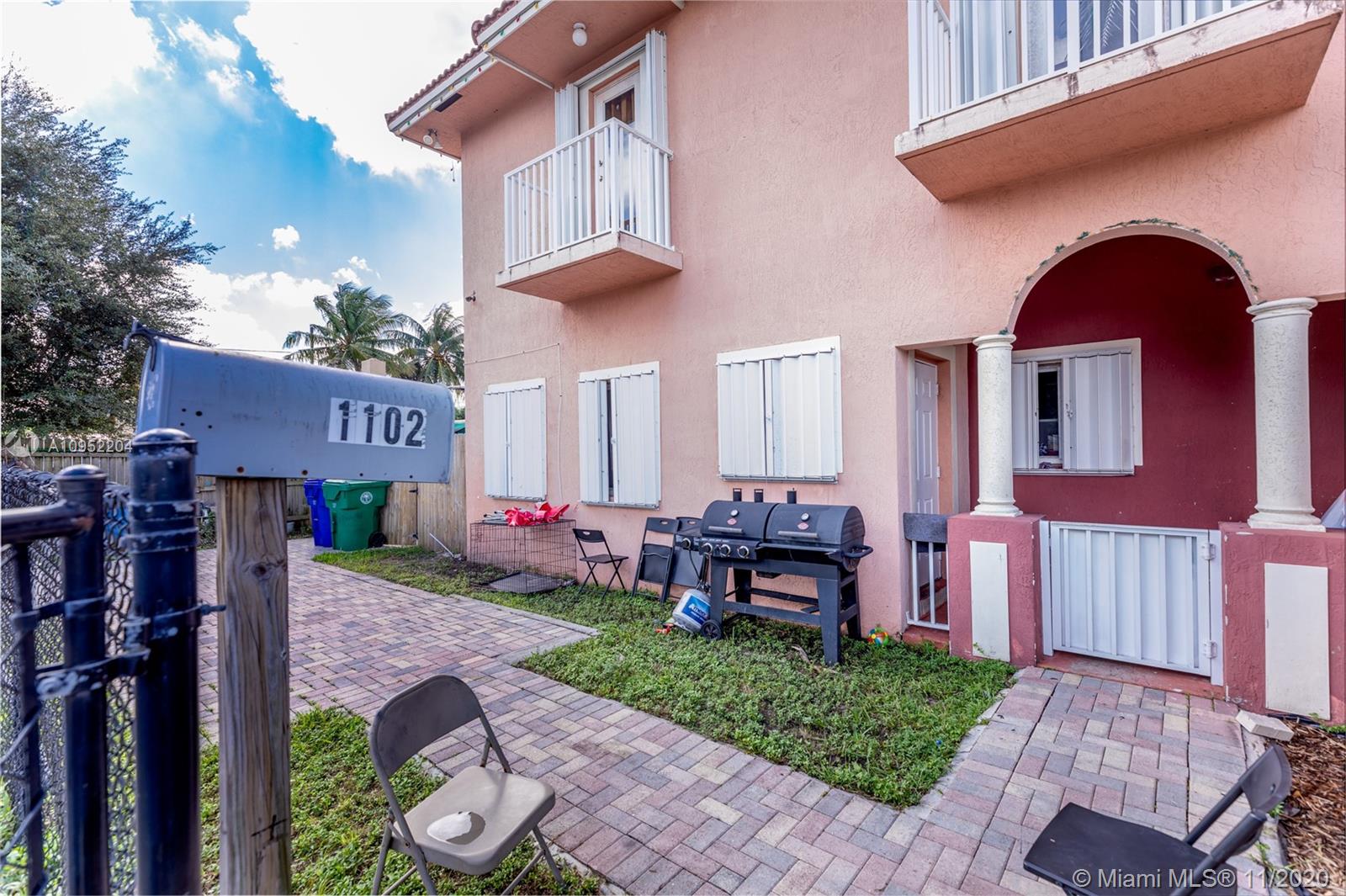 See details / 3460 sq. ft. $ 2020-11-03 0 Photo