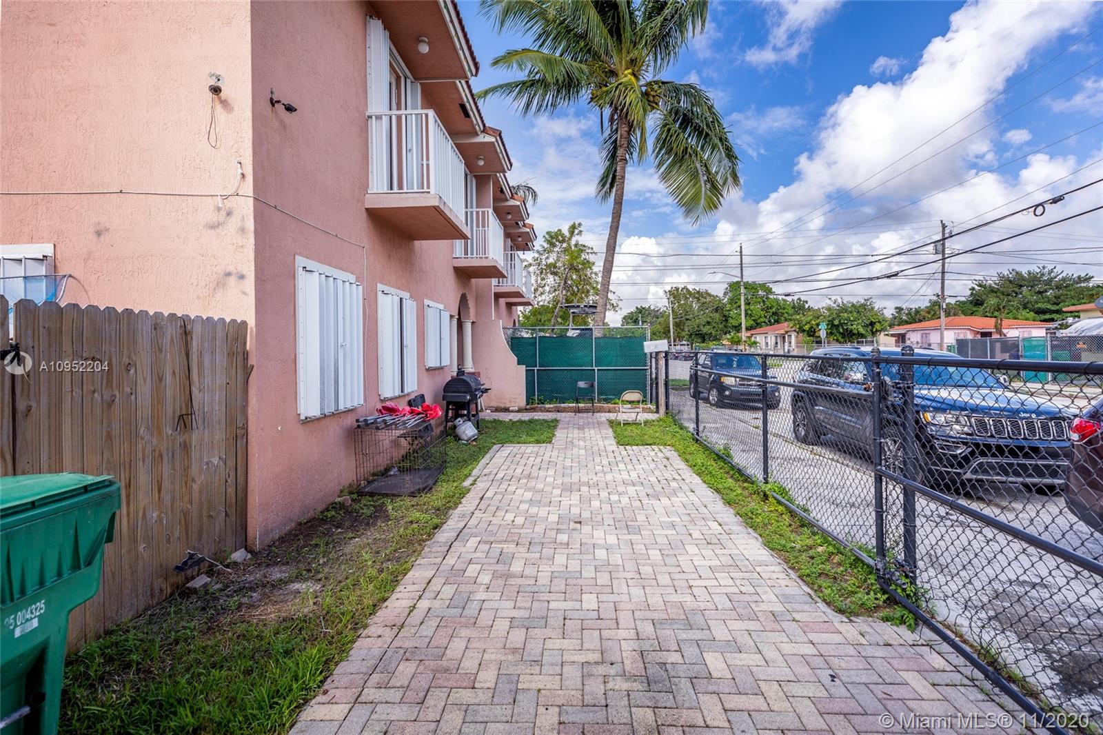 See details / 3460 sq. ft. $ 2020-11-03 0 Photo