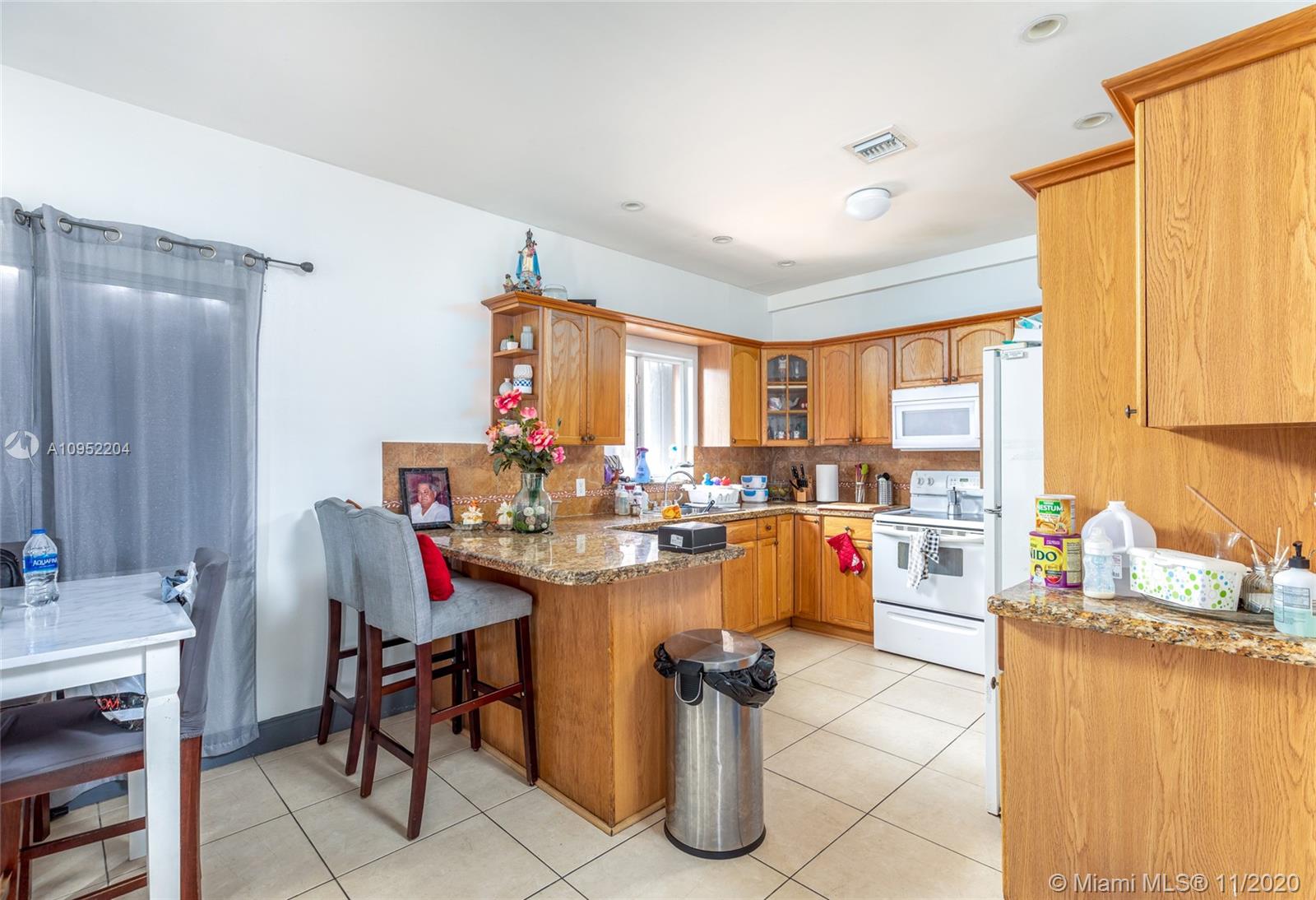 See details / 3460 sq. ft. $ 2020-11-03 0 Photo