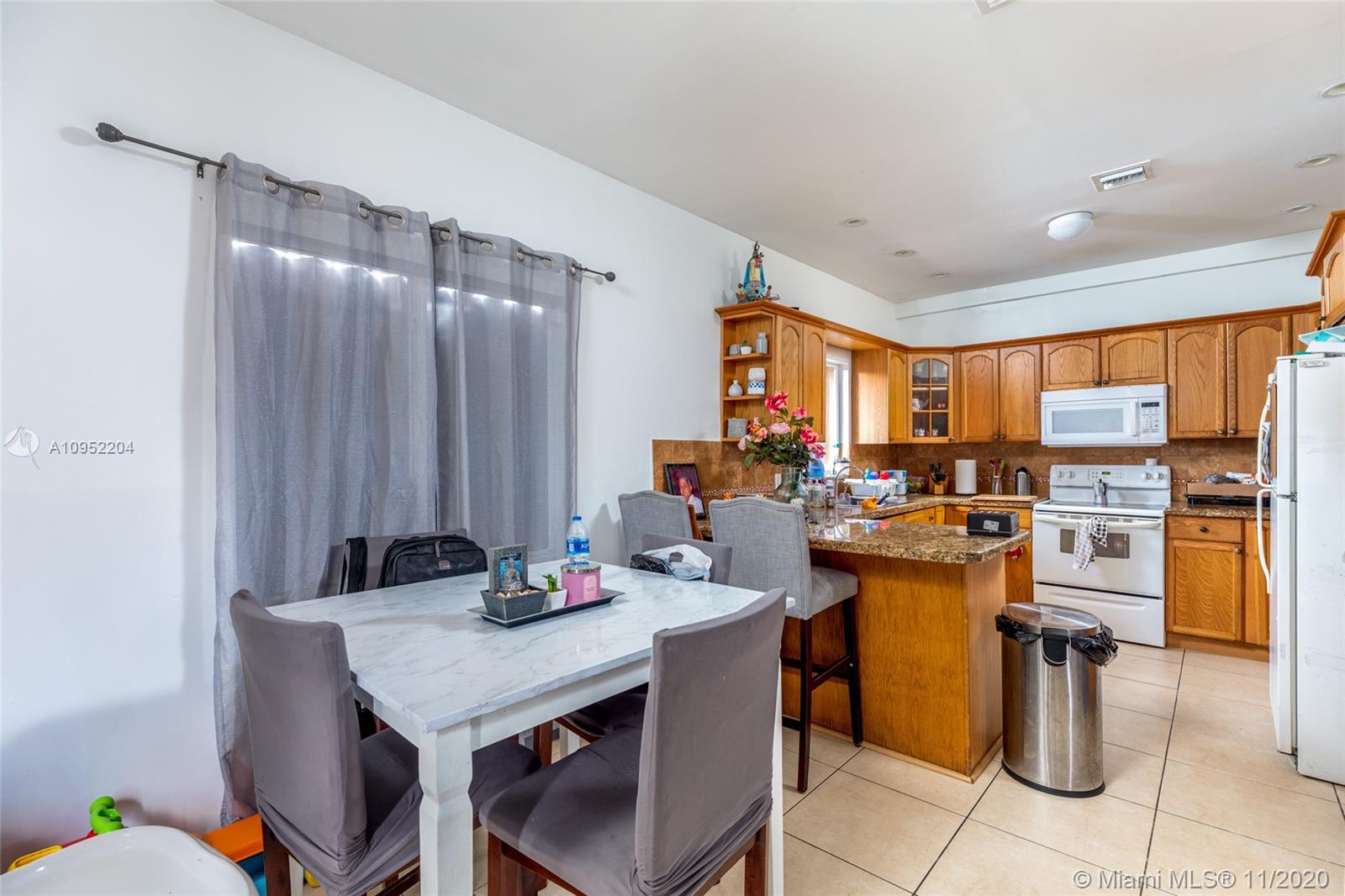 See details / 3460 sq. ft. $ 2020-11-03 0 Photo
