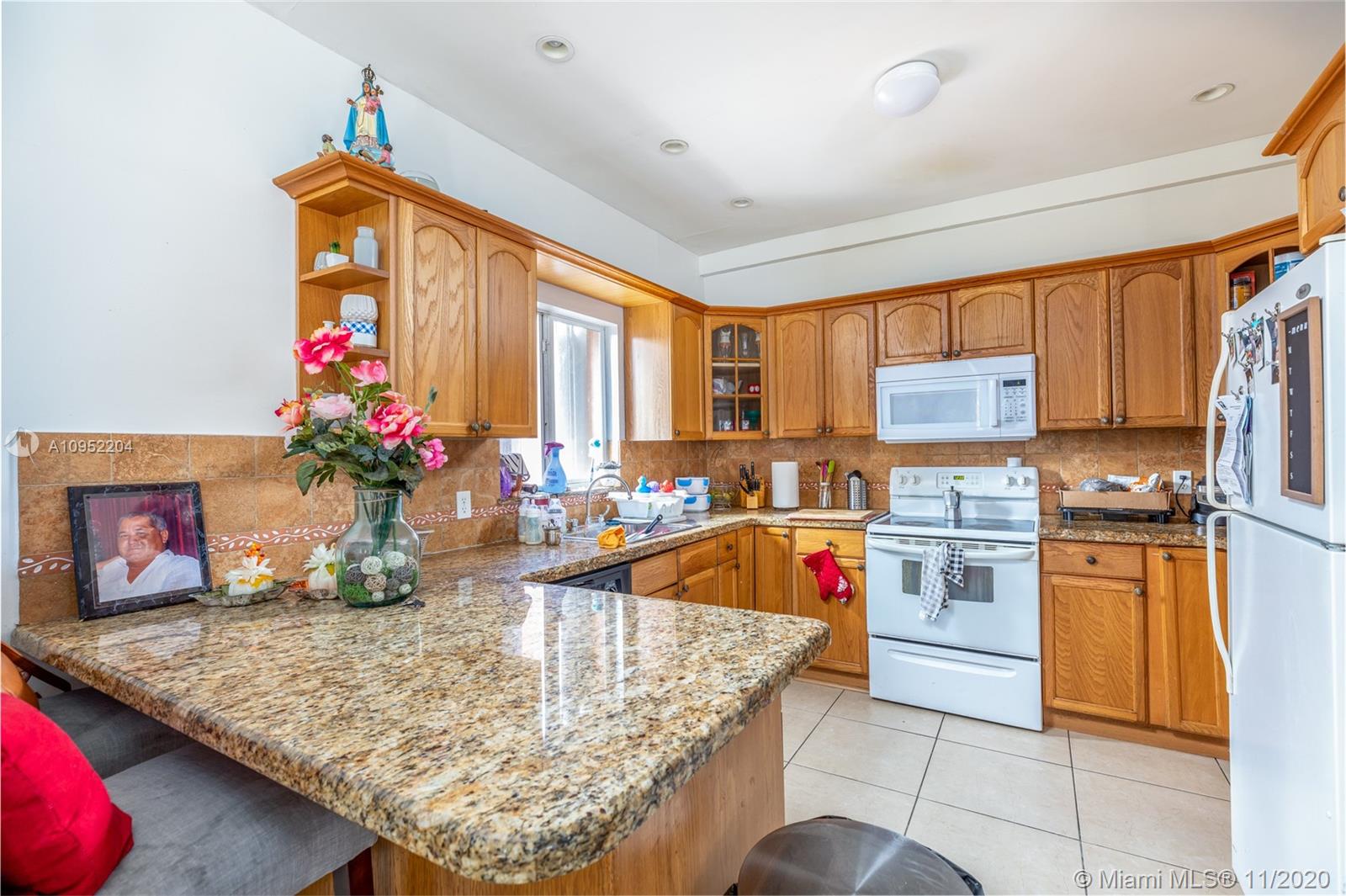 See details / 3460 sq. ft. $ 2020-11-03 0 Photo