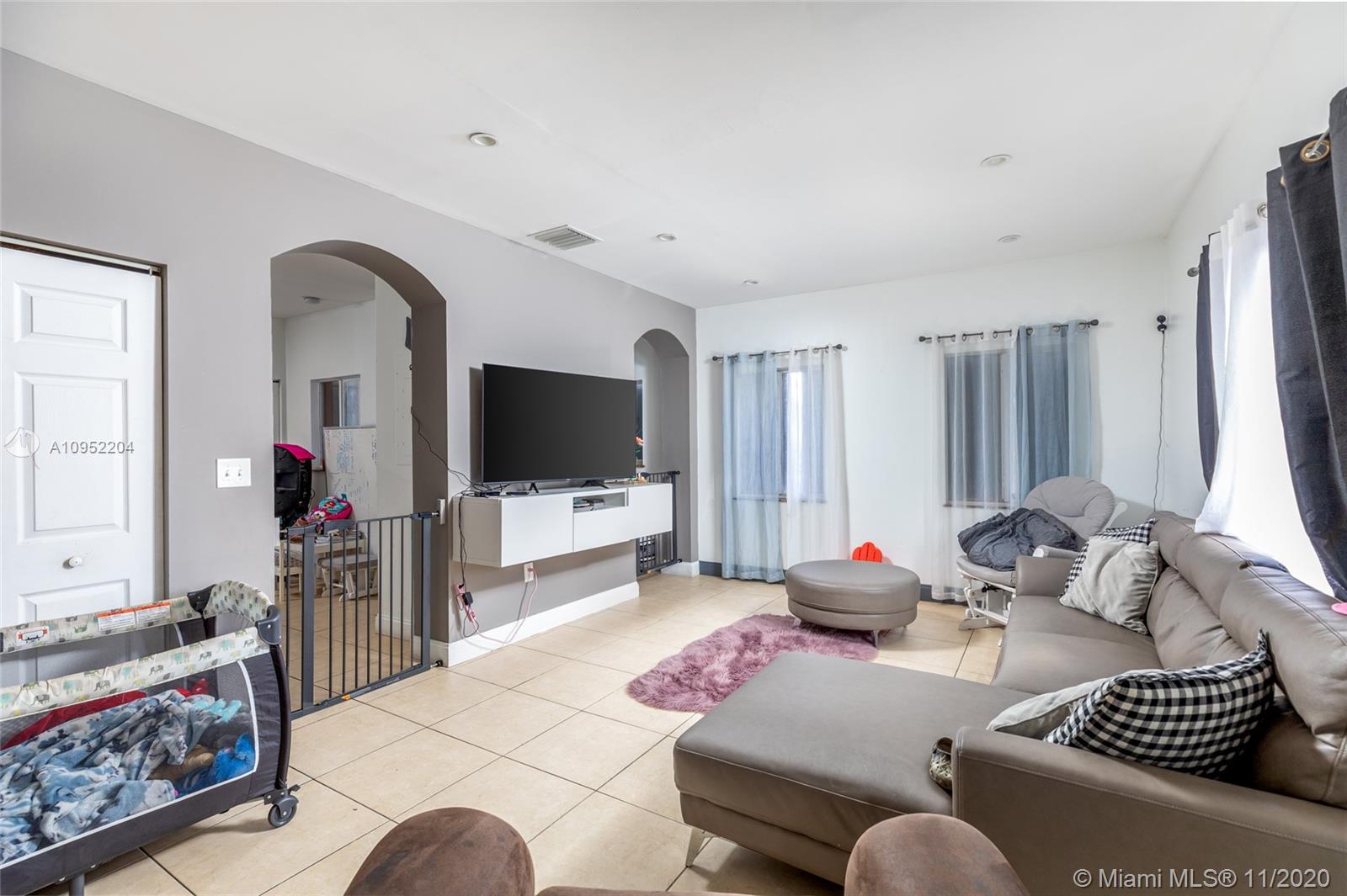 See details / 3460 sq. ft. $ 2020-11-03 0 Photo