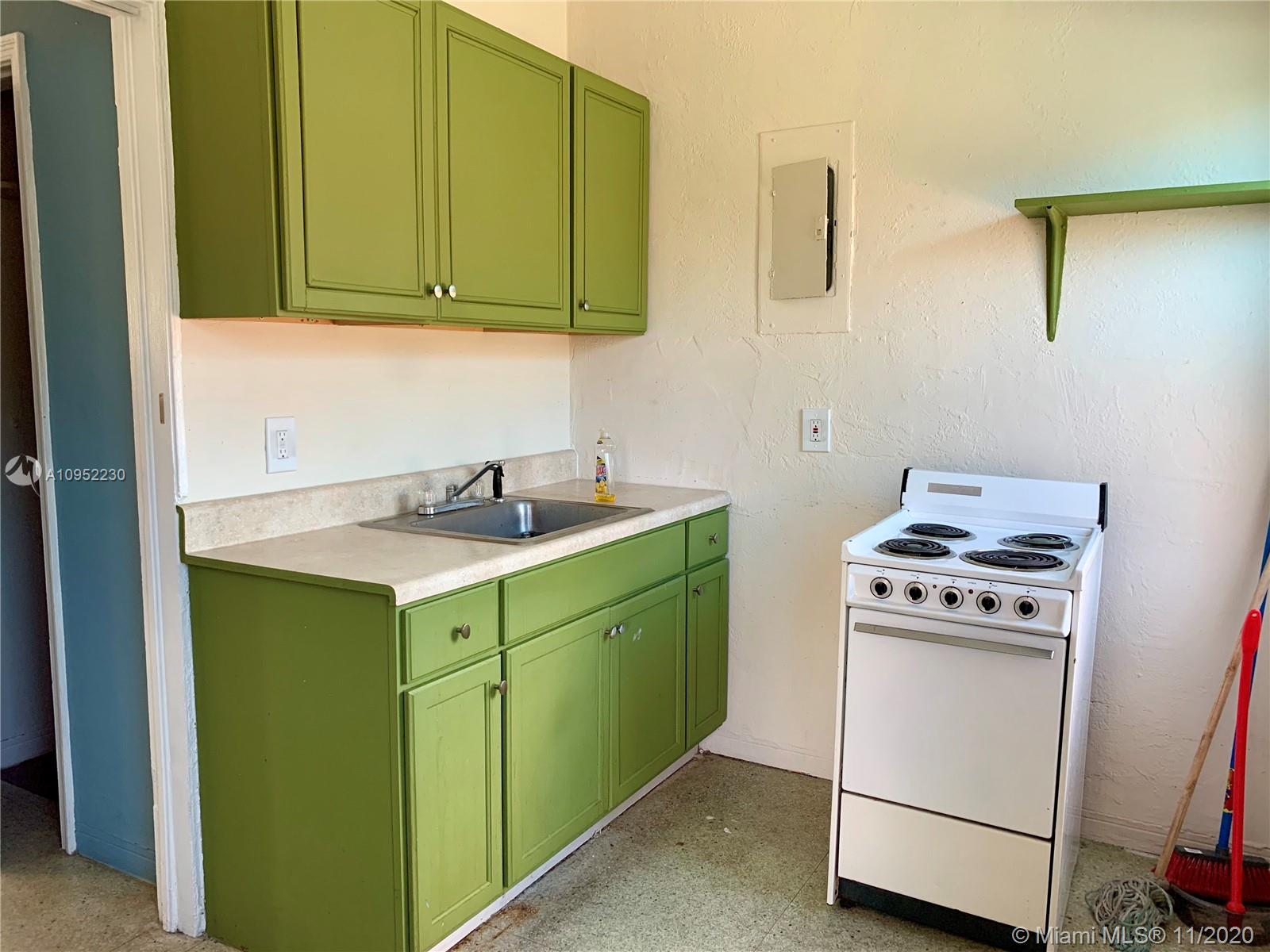 See details / sq. ft. $ 2020-11-03 0 Photo