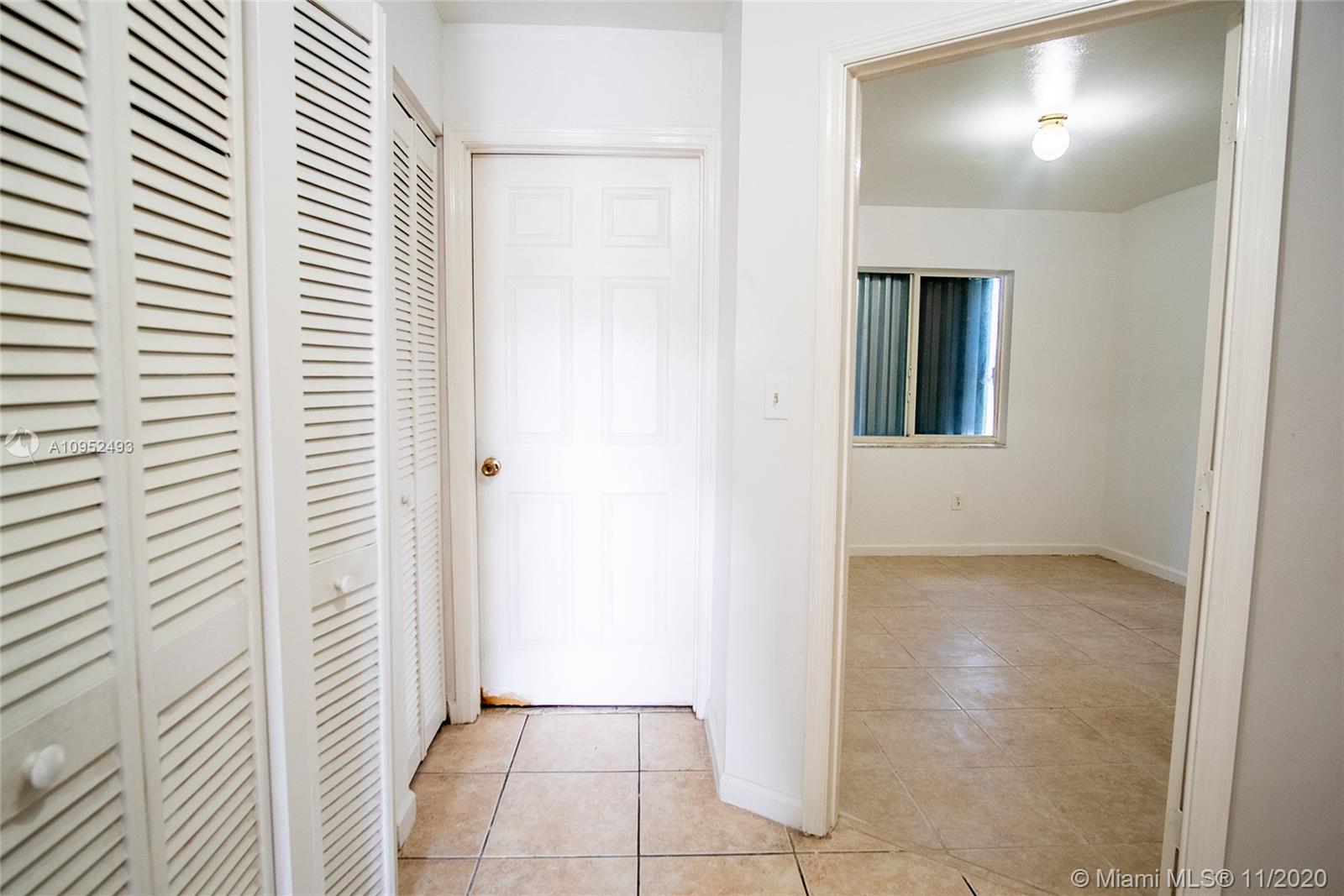See details / 2139 sq. ft. $ 2020-11-03 0 Photo