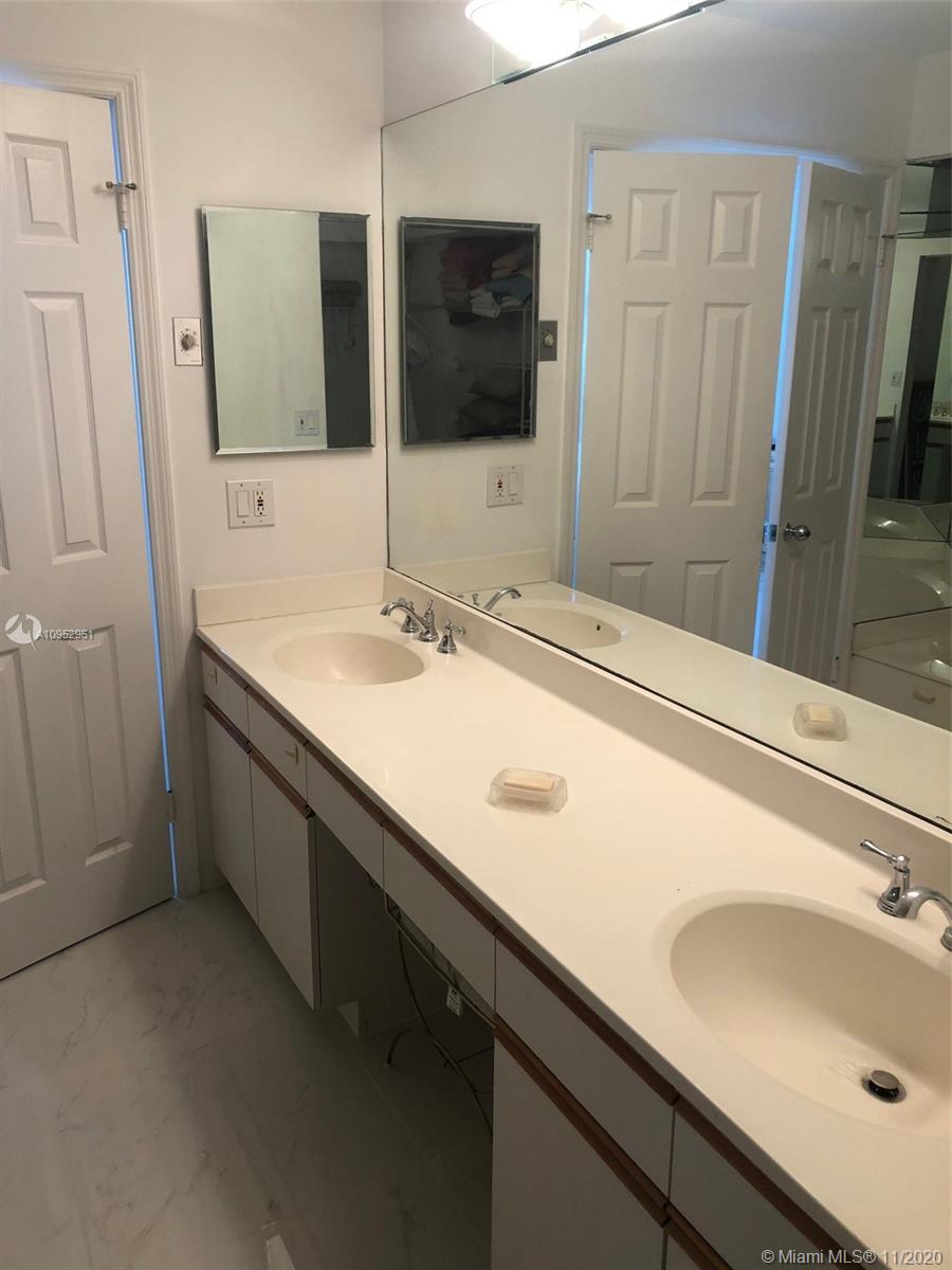 Photo of 3500 Mystic Pointe Dr #3004, Aventura, Florida, 33180 -