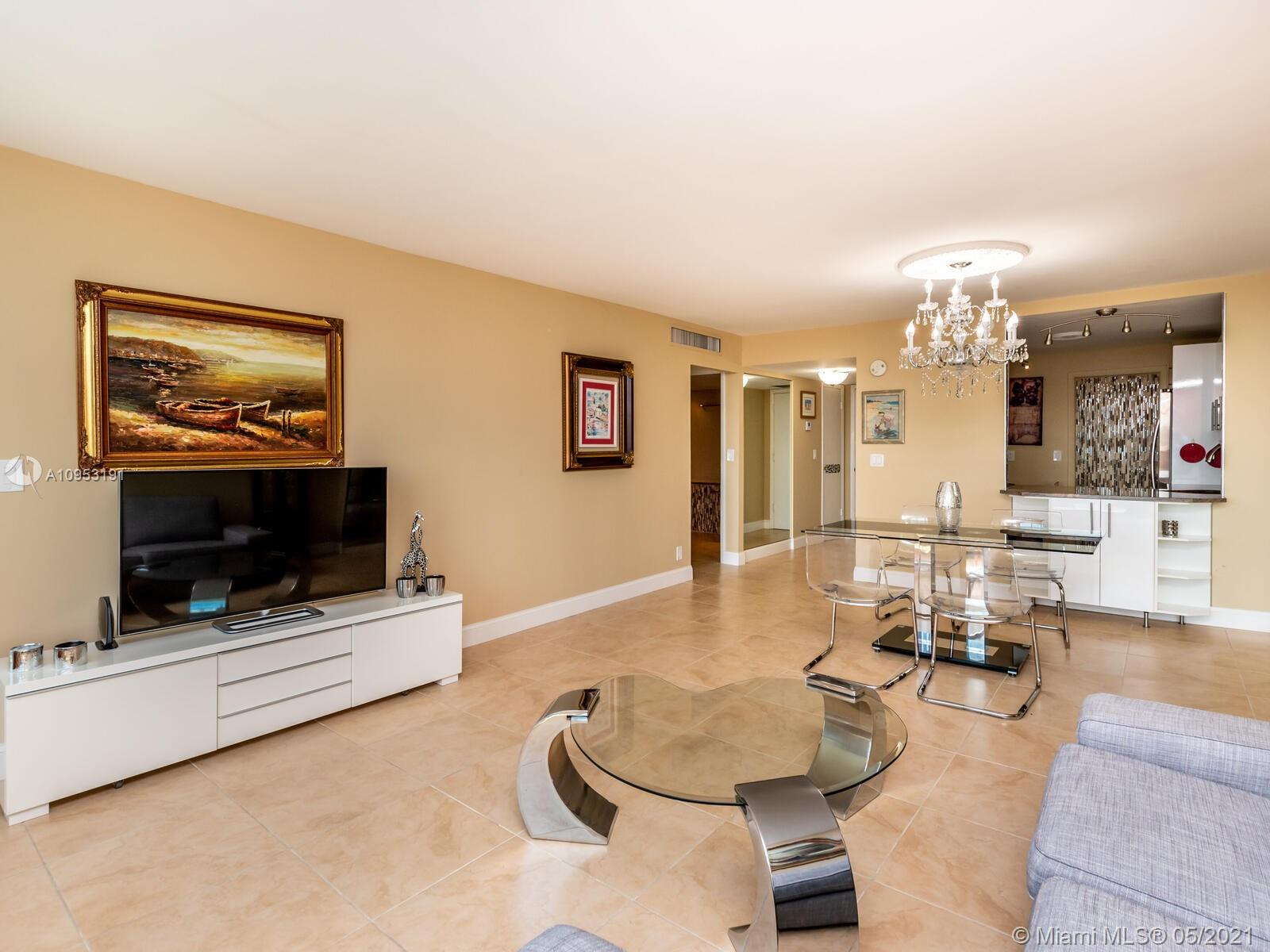 Photo of 1410 Ocean Dr #905, Hollywood, Florida, 33019 -