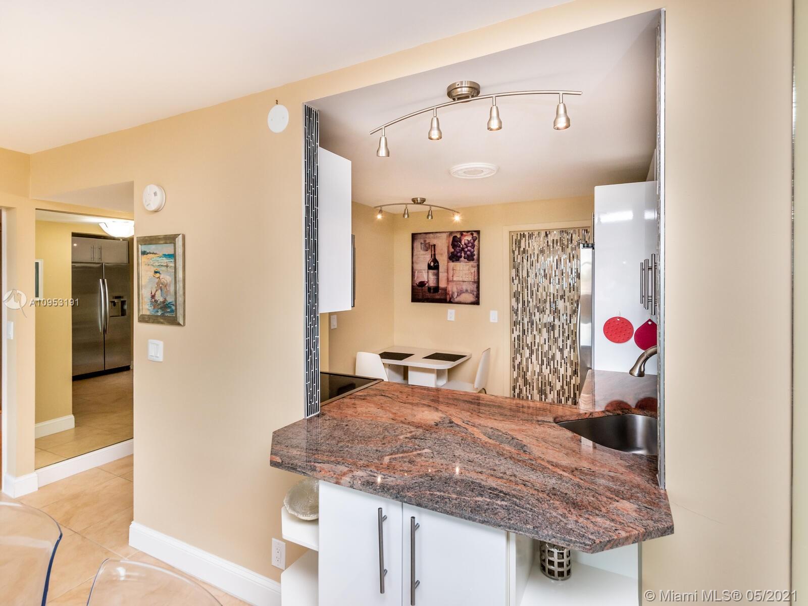 Photo of 1410 Ocean Dr #905, Hollywood, Florida, 33019 -