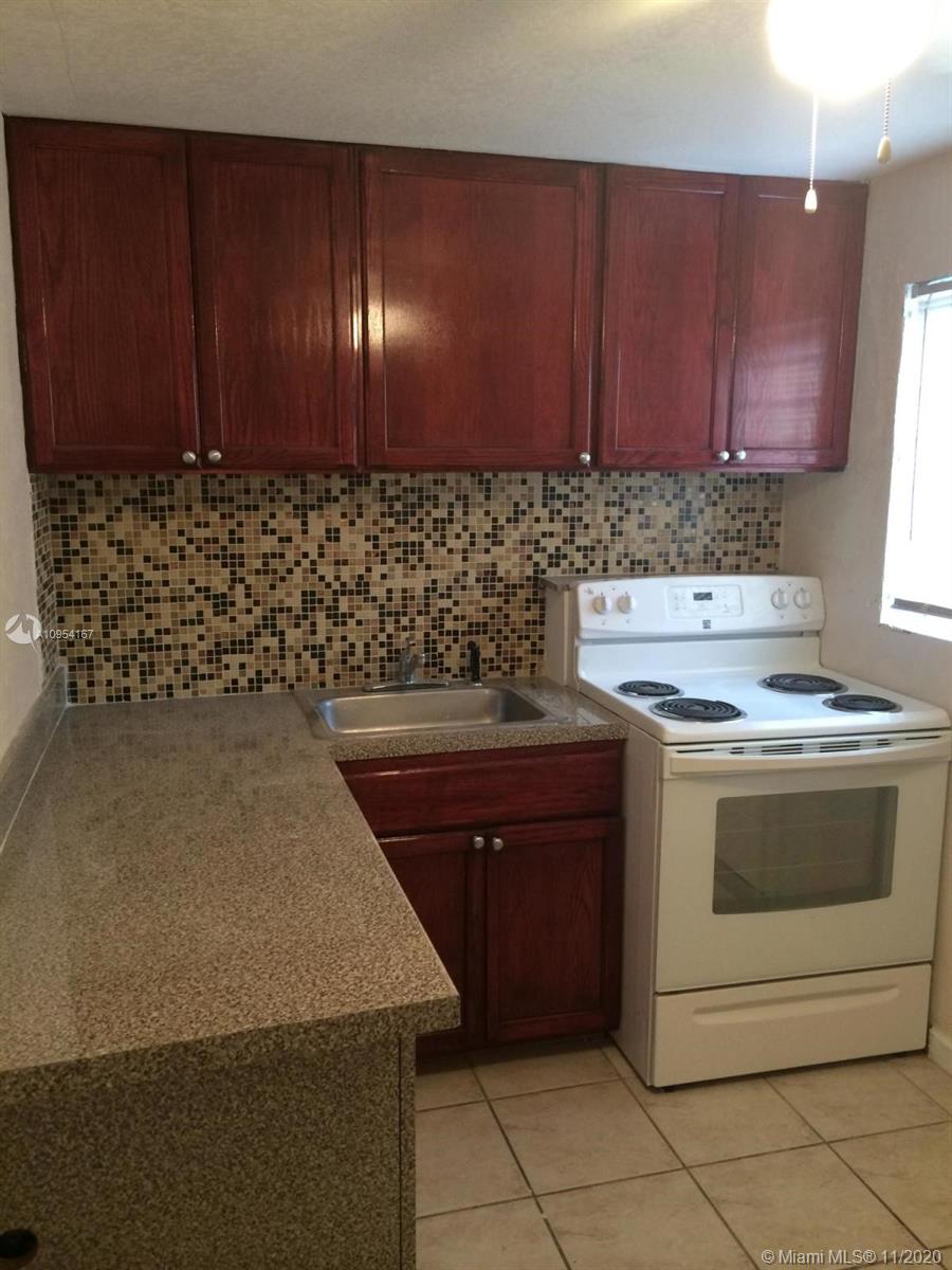 See details / 2007 sq. ft. $ 2020-11-06 0 Photo