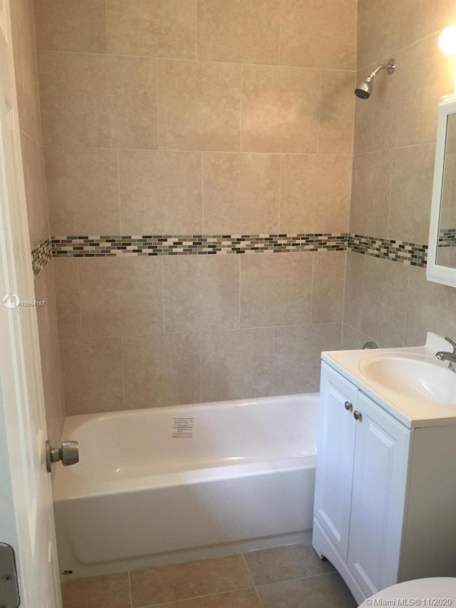 See details / 2007 sq. ft. $ 2020-11-06 0 Photo