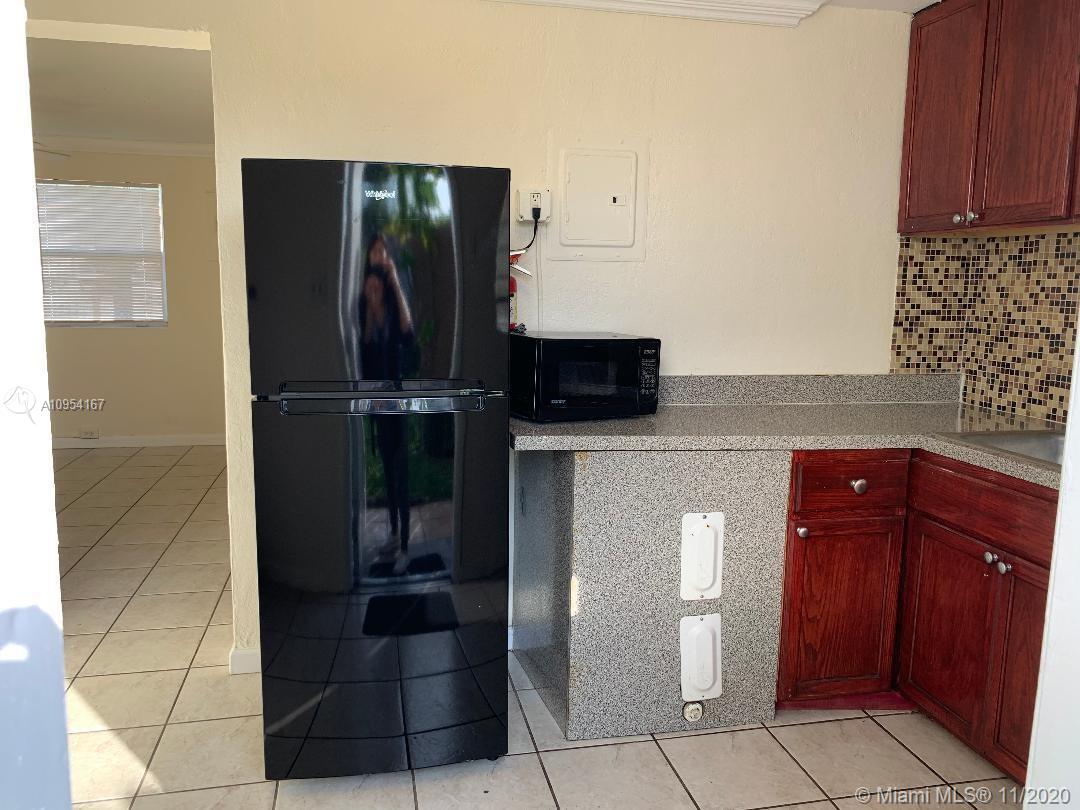 See details / 2007 sq. ft. $ 2020-11-06 0 Photo