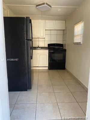 See details / 2007 sq. ft. $ 2020-11-06 0 Photo