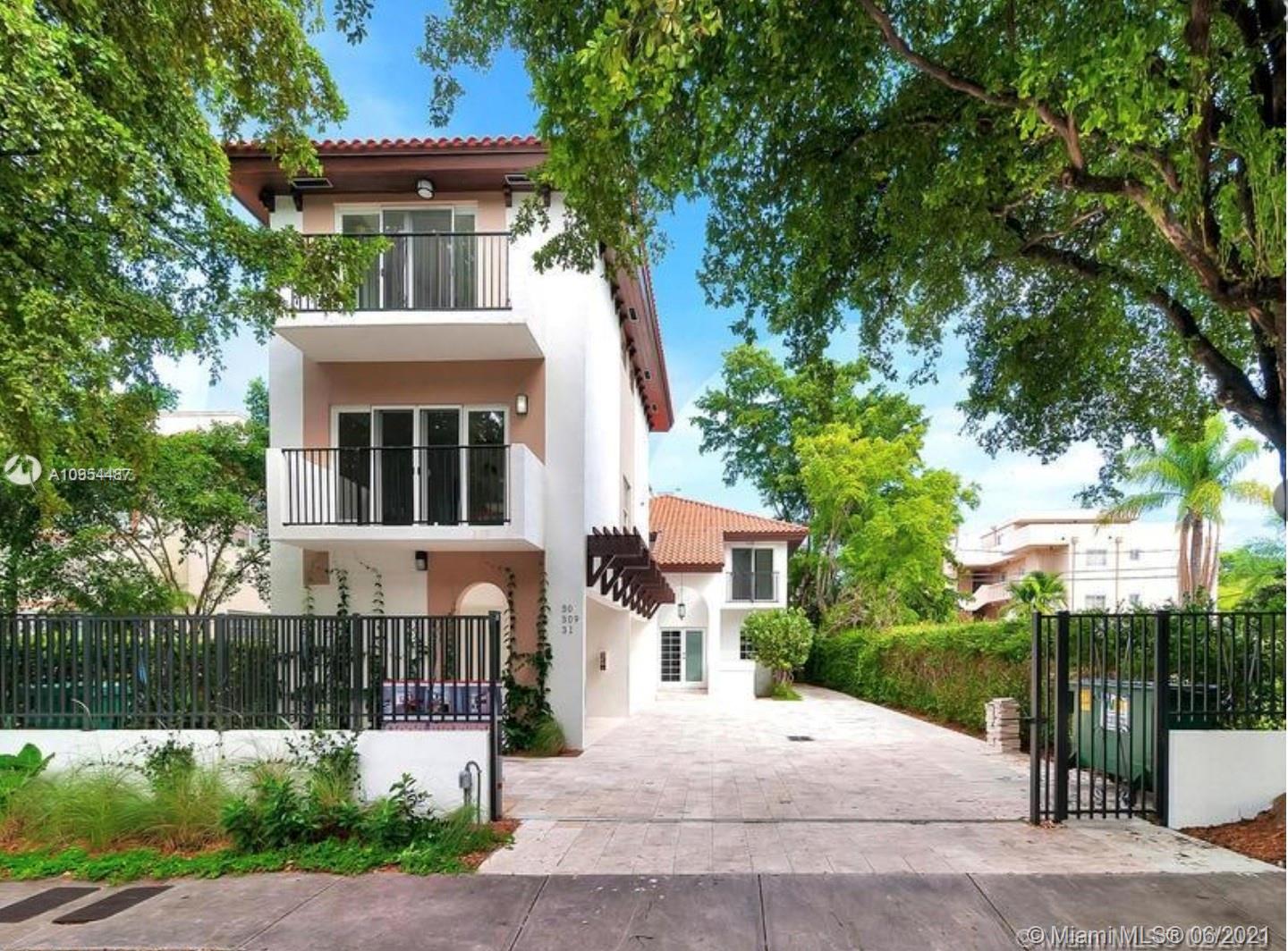 See details / 4508 sq. ft. $ 2021-04-01 0 Photo