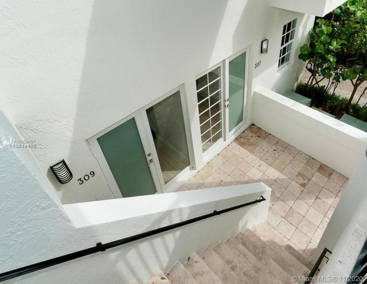 See details / 4508 sq. ft. $ 2021-04-01 0 Photo