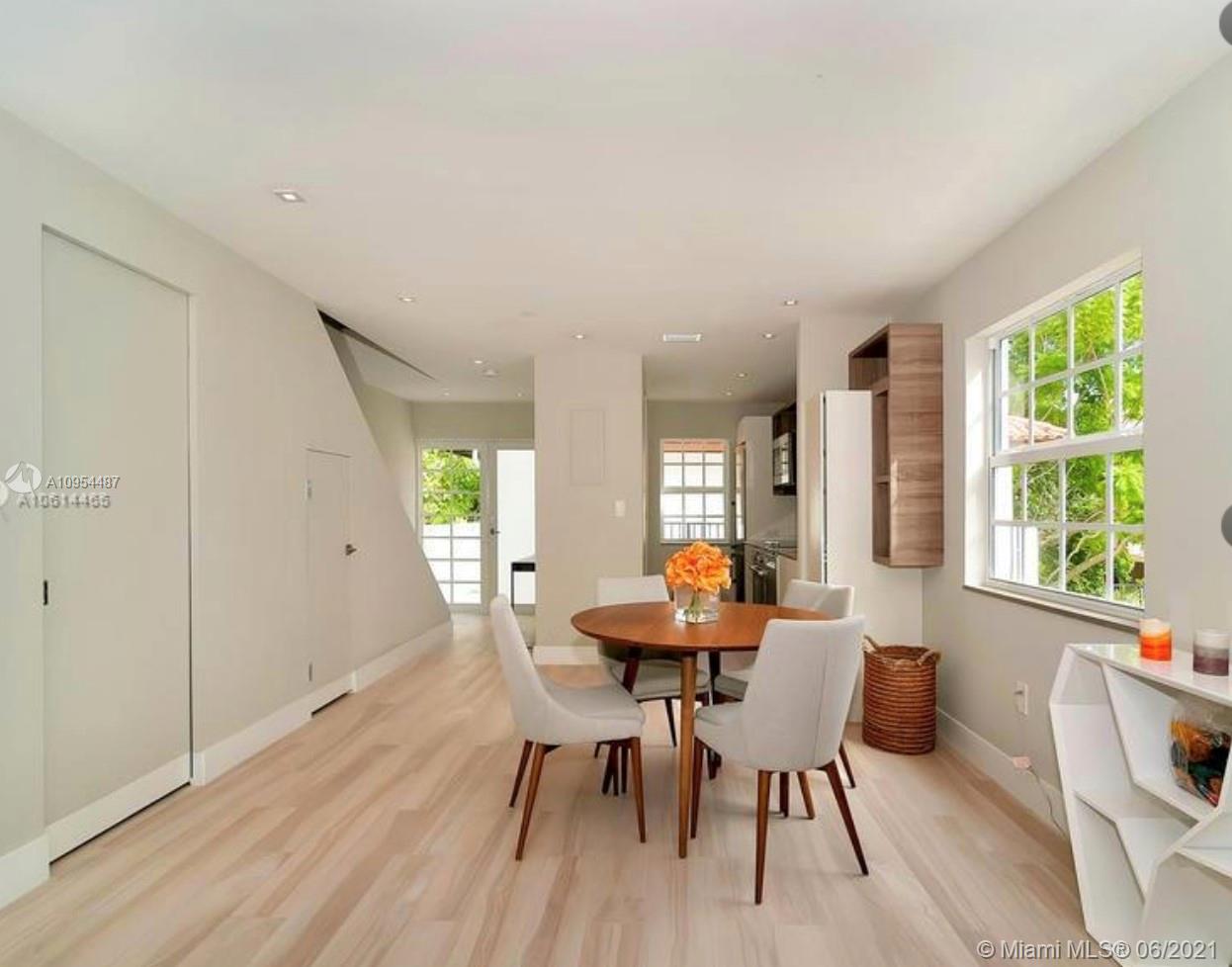 See details / 4508 sq. ft. $ 2021-04-01 0 Photo