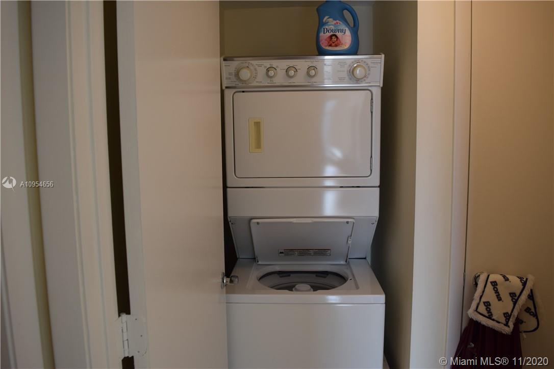 See details 1005 2 / 2 1782 sq. ft. $ 2020-11-08 0 Photo