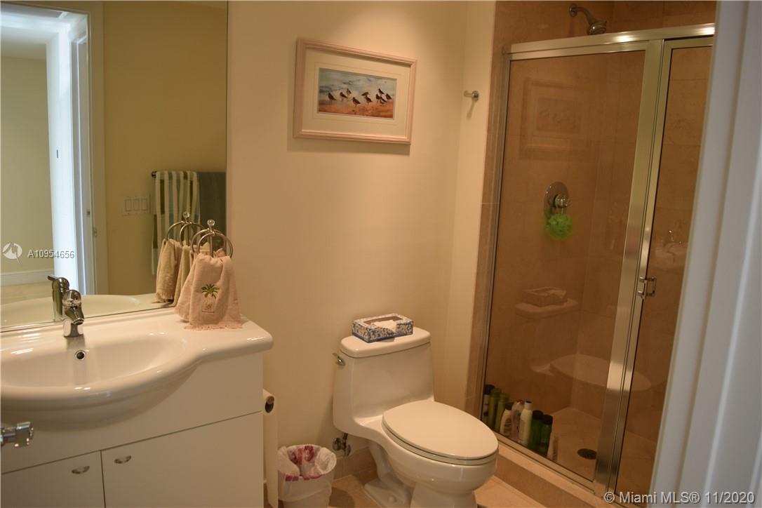 See details 1005 2 / 2 1782 sq. ft. $ 2020-11-08 0 Photo