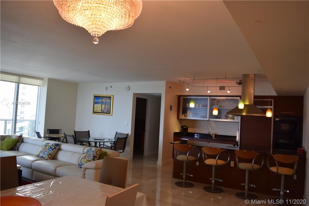 See details 1005 2 / 2 1782 sq. ft. $ 2020-11-08 0 Photo