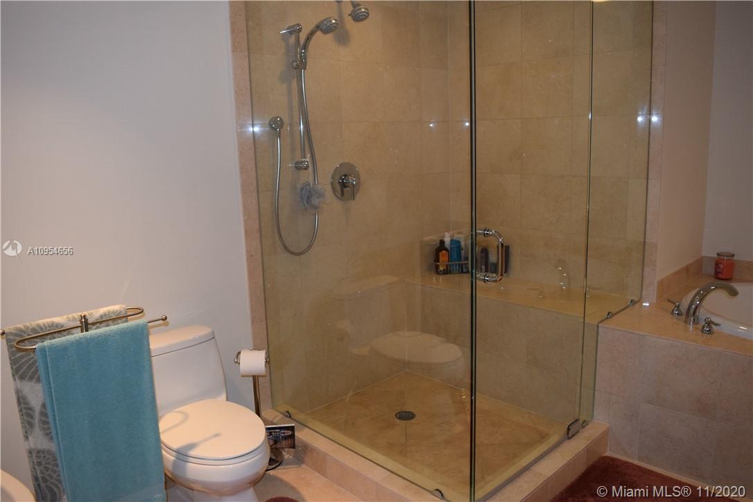 See details 1005 2 / 2 1782 sq. ft. $ 2020-11-08 0 Photo