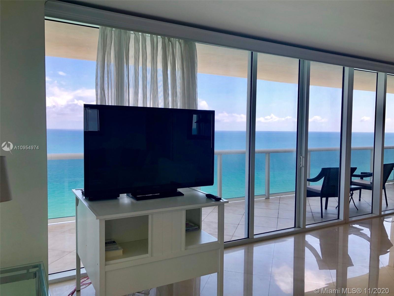 Ver detalles 1701 3 / 3 2065 sq. ft. $ 2020-11-09 0 foto