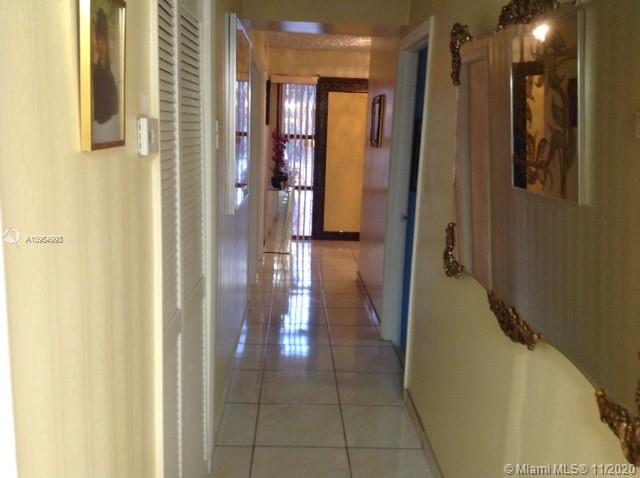 See details / 4866 sq. ft. $ 2020-11-09 0 Photo