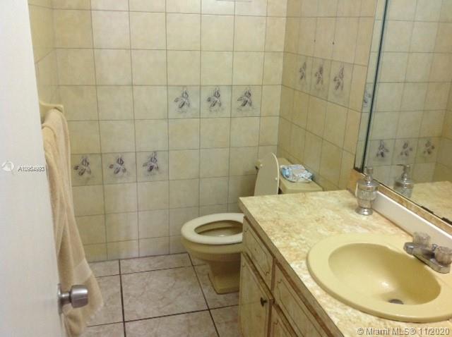 See details / 4866 sq. ft. $ 2020-11-09 0 Photo