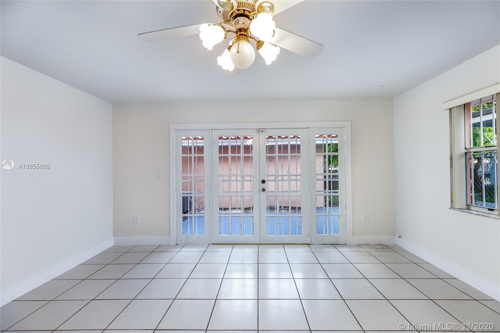 See details / 2820 sq. ft. $ 2020-11-10 0 Photo