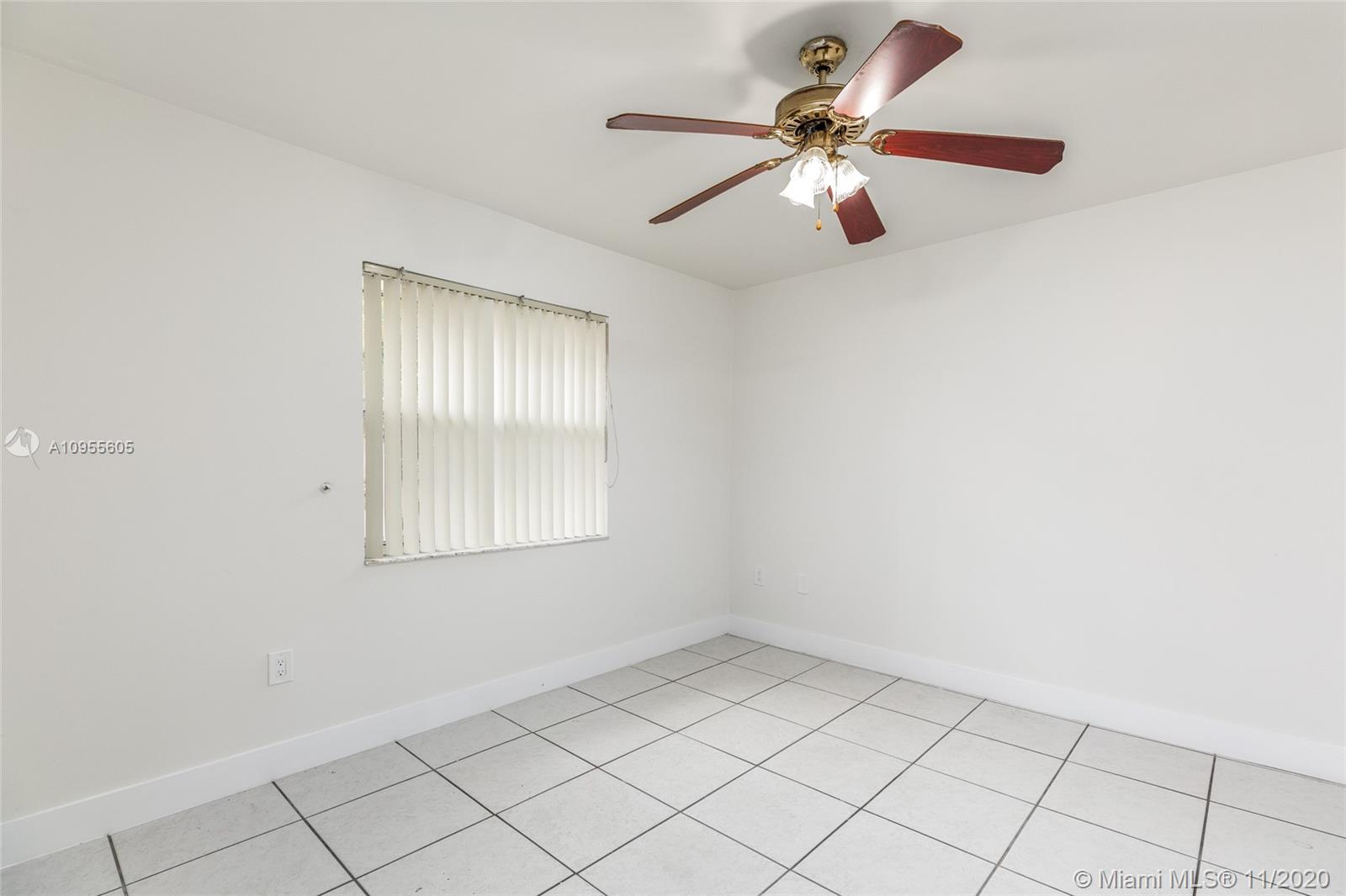 See details / 2820 sq. ft. $ 2020-11-10 0 Photo