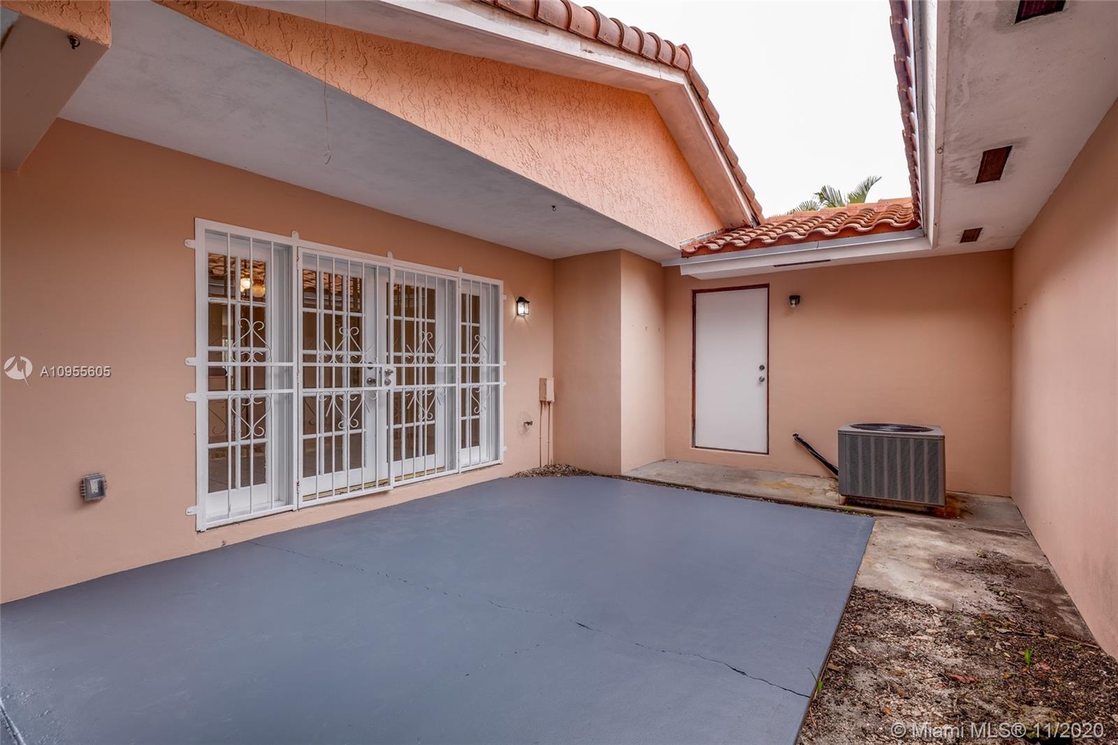See details / 2820 sq. ft. $ 2020-11-10 0 Photo