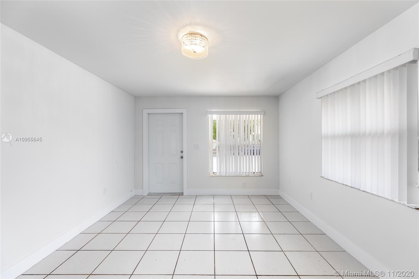 See details / 2820 sq. ft. $ 2020-11-10 0 Photo