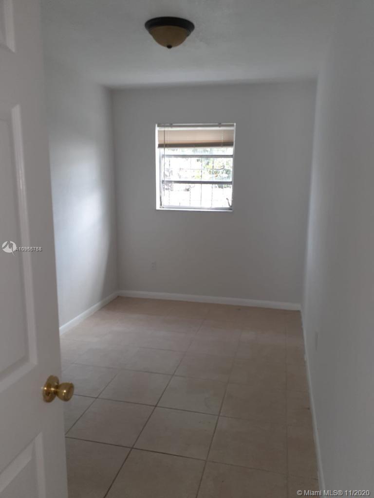 See details / 3731 sq. ft. $ 2020-12-14 0 Photo