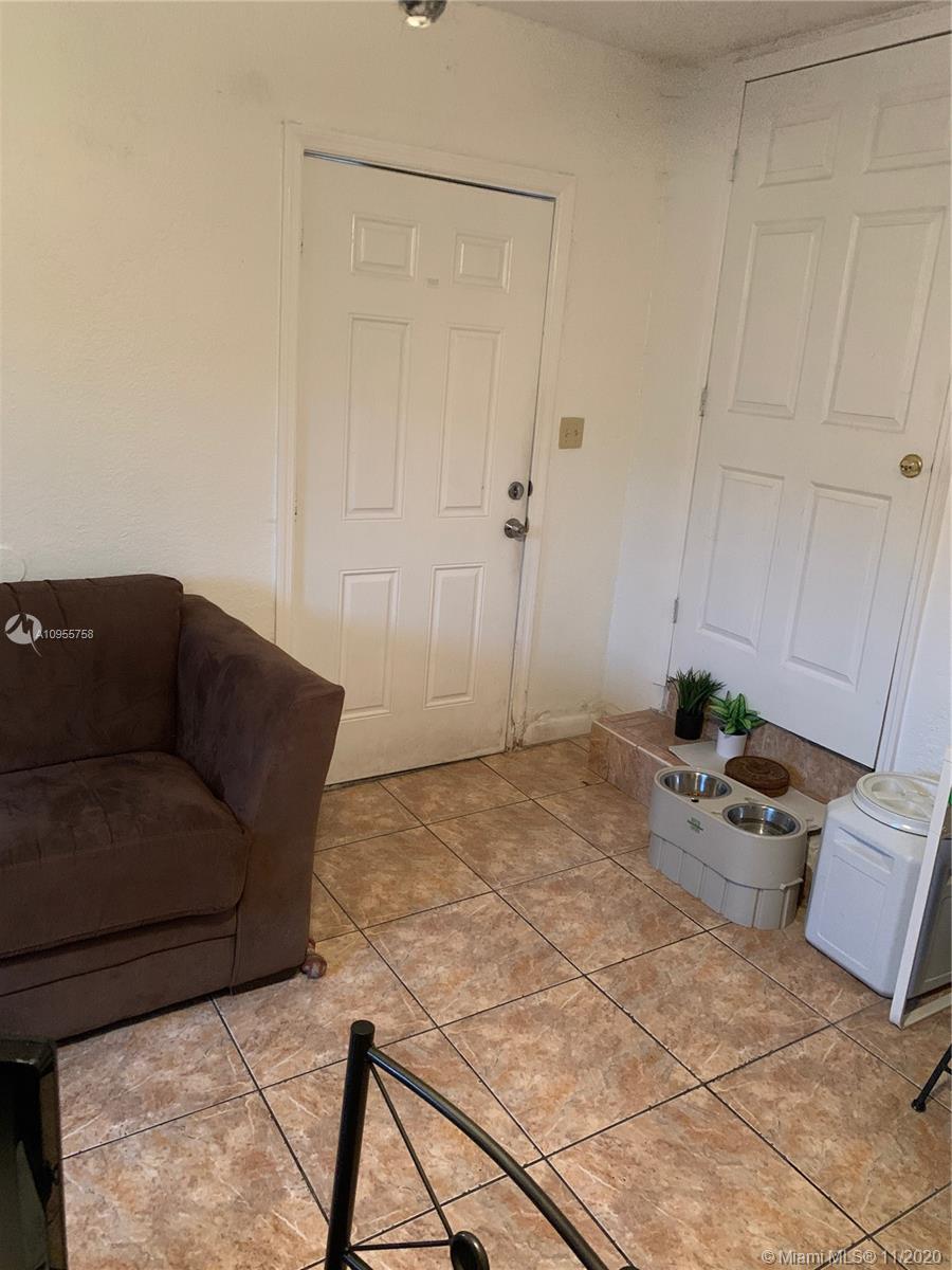See details / 3731 sq. ft. $ 2020-12-14 0 Photo