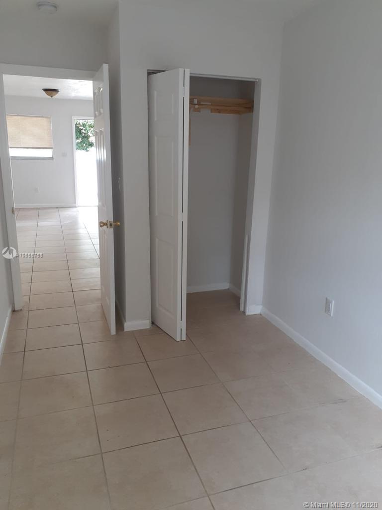 See details / 3731 sq. ft. $ 2020-12-14 0 Photo