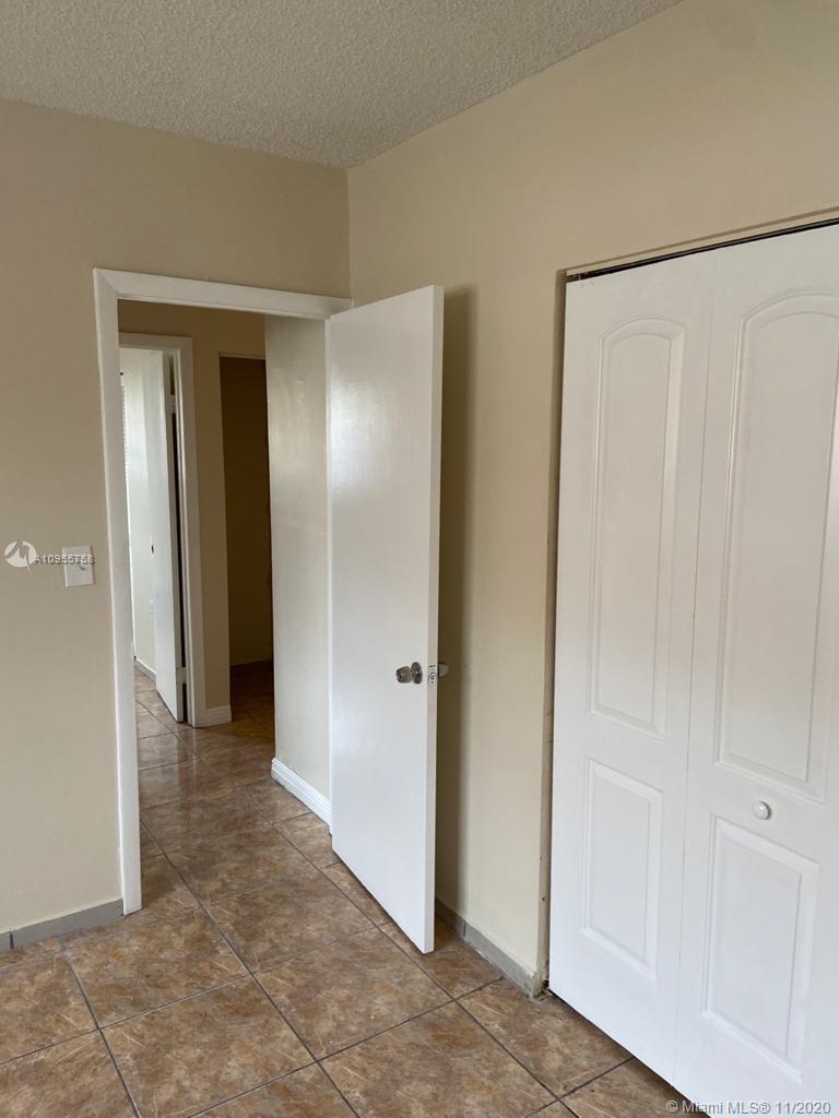 See details / 3731 sq. ft. $ 2020-12-14 0 Photo